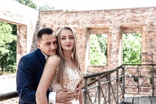 karolina-i-piotr-01 Fotografia ślubna, fotografia plener, wesele, ślub, Brzeg Dolny, fotoprofilm.pl