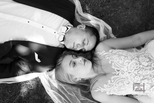 karolina-i-piotr-04 Fotografia ślubna, fotografia plener, wesele, ślub, Brzeg Dolny, fotoprofilm.pl